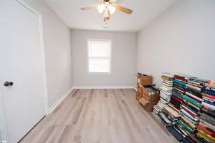 1466 B Dover Rd, Spartanburg, SC 29301 - Photo 15