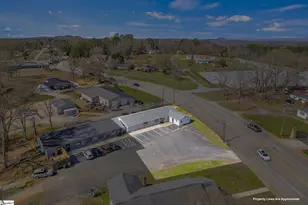 815 W Main St, Pickens, SC 29671 - Photo 21