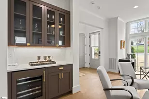 202 Cammer Ave, Greenville, SC 29605 - Photo 7