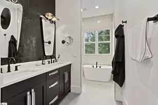 202 Cammer Ave, Greenville, SC 29605 - Photo 19