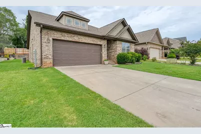 770 Charleston Place, Duncan, SC 29334 - Photo 3