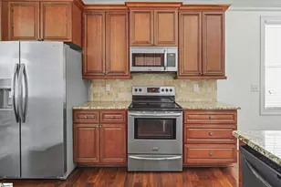 27 Briarhill Dr, Simpsonville, SC 29680 - Photo 9