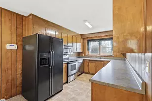 136 Orchard Dr, Liberty, SC 29657 - Photo 3