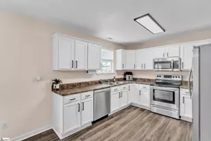 102 Lochenshire Pl, Belton, SC 29627 - Photo 13