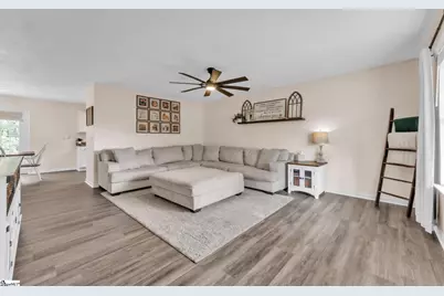 102 Lochenshire Place, Belton, SC 29627 - Photo 5