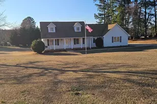 200 Sneeds Dr, Inman, SC 29349 - Photo 1