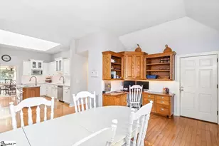 23 Weatherby Dr, Greenville, SC 29615 - Photo 13