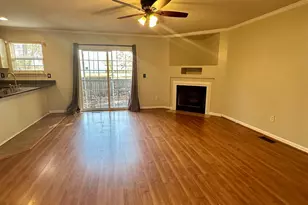 1 Kingscreek Dr, Greer, SC 29650 - Photo 5