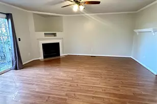 1 Kingscreek Dr, Greer, SC 29650 - Photo 9