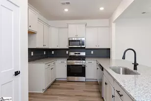 620 Farcroft Trl, Roebuck, SC 29376 - Photo 5