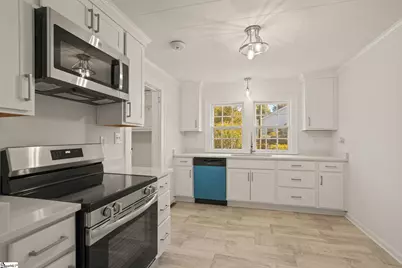 401 Rogers Avenue, Greenville, SC 29617 - Photo 5