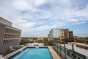 100 E Washinton St, Greenville, SC 29601 - Photo 21