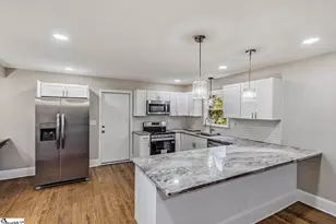 201 Rosemary Ln, Greenville, SC 29615 - Photo 9