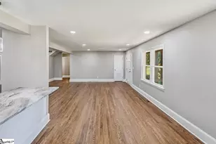 201 Rosemary Ln, Greenville, SC 29615 - Photo 17