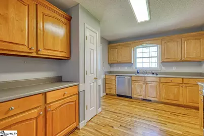 860 Thackston Drive, Spartanburg, SC 29307 - Photo 11