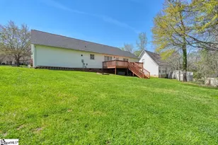 860 Thackston Dr, Spartanburg, SC 29307 - Photo 43