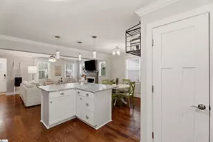 148 Pleasant Ridge Ave, Greenville, SC 29605 - Photo 7