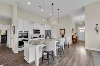 621 Longfellow Way, Simpsonville, SC 29681 - Photo 9