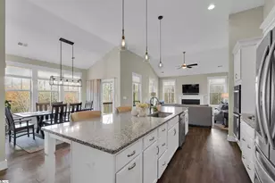 621 Longfellow Wy, Simpsonville, SC 29681 - Photo 7