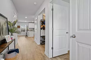 202 Rushing Waters Dr, Inman, SC 29349 - Photo 5
