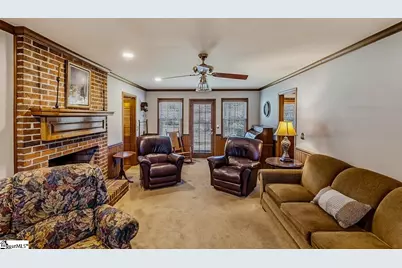 502 S Almond Drive, Simpsonville, SC 29681 - Photo 7