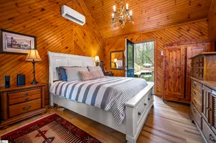 1028 E Lakeshore Dr, Landrum, SC 29356 - Photo 21