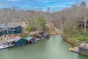 1028 E Lakeshore Dr, Landrum, SC 29356 - Photo 27