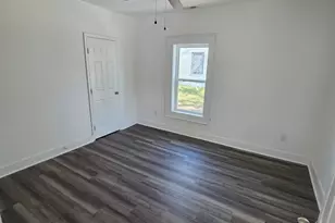 559 Perrin Ave, Woodruff, SC 29388 - Photo 7