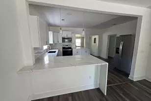 559 Perrin Ave, Woodruff, SC 29388 - Photo 3