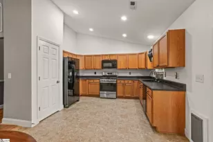 219 Finley Hill Ct, Simpsonville, SC 29681 - Photo 7