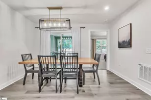 332 Kensley Dr, Greenville, SC 29617 - Photo 3