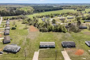 542 Ellis Ferry Rd, Gaffney, SC 29341 - Photo 37