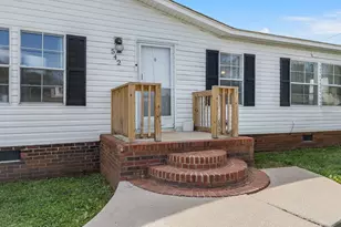 542 Ellis Ferry Rd, Gaffney, SC 29341 - Photo 3