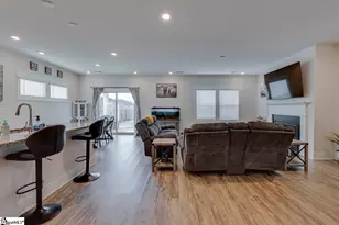 103 Pewter Cir, Simpsonville, SC 29680 - Photo 3