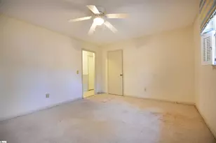 203 Canebreak Ln, Simpsonville, SC 29681 - Photo 31