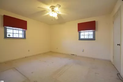 203 Canebreak Lane, Simpsonville, SC 29681 - Photo 35