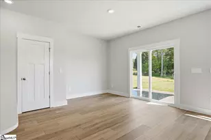 515 Hadlow St, Greer, SC 29651 - Photo 9