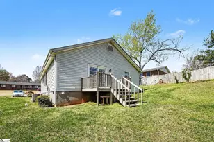 1106 Charter Oaks Dr, Taylors, SC 29687 - Photo 15