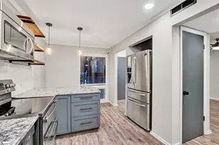 311 W Earle St, Greenville, SC 29609 - Photo 11