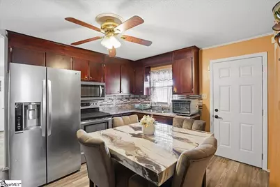 16 Carver Street, Greenville, SC 29611 - Photo 5