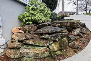 102 Davis Dr, Piedmont, SC 29673 - Photo 5