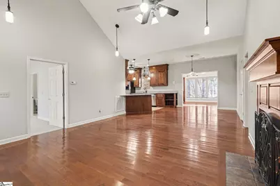 109 Oak Crest Circle, Seneca, SC 29672 - Photo 5