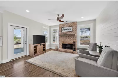 4588 N Highway 14, Greer, SC 29651 - Photo 11