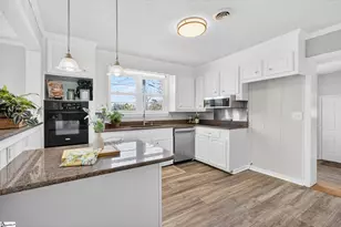 30 Mauldin Cir, Greenville, SC 29609 - Photo 11