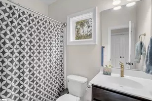 605 Bennett St, Greenville, SC 29609 - Photo 25