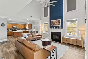 401 Plum Hill Way, Simpsonville, SC 29680 - Photo 5