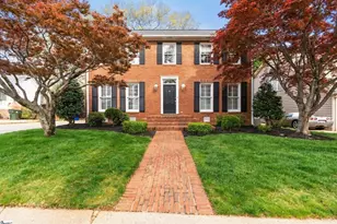 21 Oak Crest Ct, Greenville, SC 29605 - Photo 1