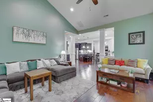 215 Windsor Rd, Greer, SC 29651 - Photo 9