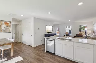 476 Sundown Dr, Spartanburg, SC 29302 - Photo 5