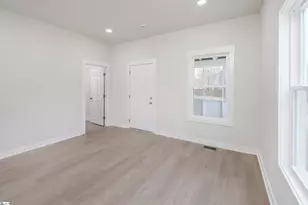 59 Smythe Ave, Greenville, SC 29605 - Photo 7